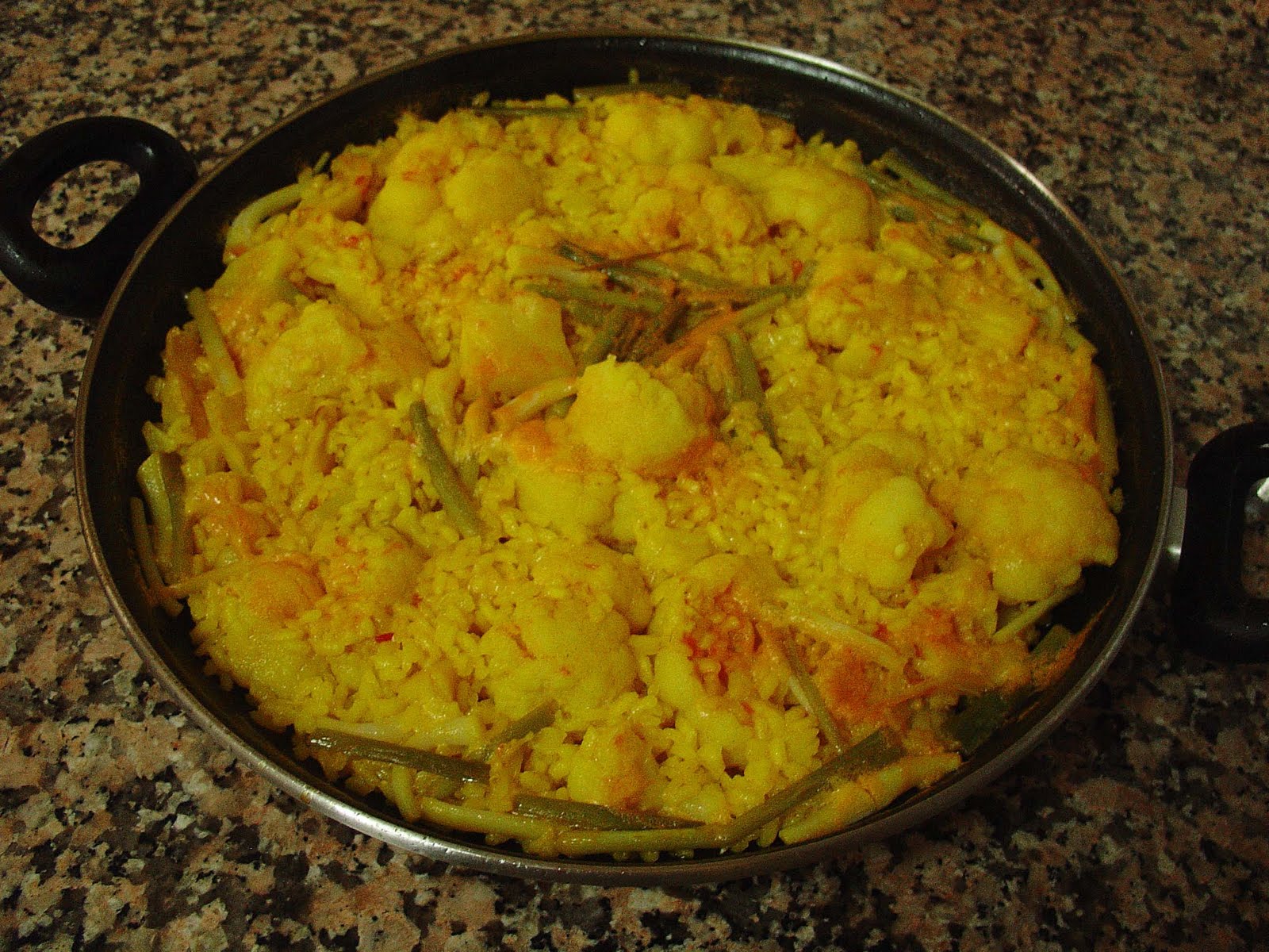 COCINA SANA MEDITERRANEA PAELLA DE COLIFLOR CON BACALAO