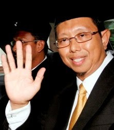 ZAKRI ALI: DIHARAP DS NIZAR DAPAT BUKTIKAN - "baru le UMNO Perak Malu