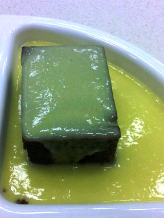 chocolate+sponge+and+custard.jpg