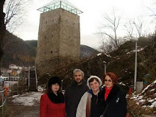 Cu poetii Florin Caragiu, Liliana Ursu si Carmelia Leonte, la Brasov, 2008