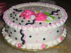 A cake for Na'im's graduation day