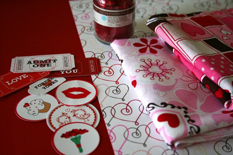 ** Chic Tags- delightful paper tag **: Homemade Valentine Cards + A