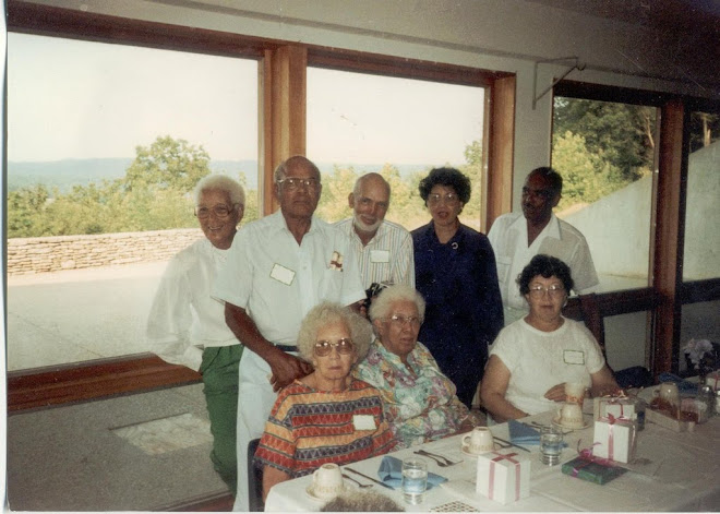 Family Reunion Otter Creek Park Henrietta,Hugh,Samuel,Goldie,Calvin,Leeanna,Maggie,Elizabeth