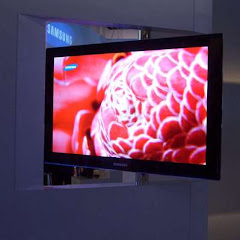 Samsung 31" OLED TV