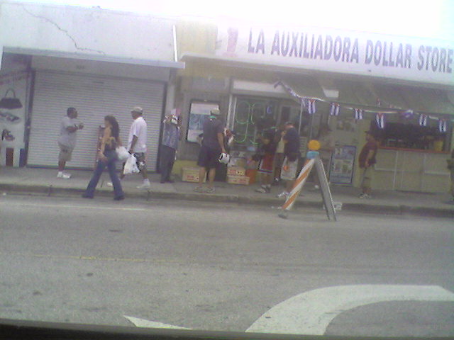 [burnnoticeshot.jpg]