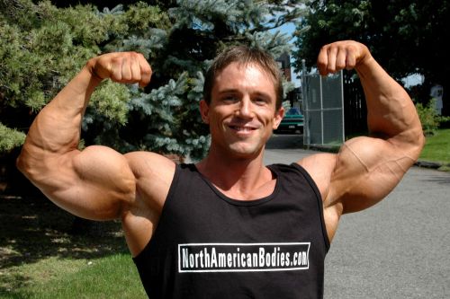 Como aumentar biceps e triceps rapidamente