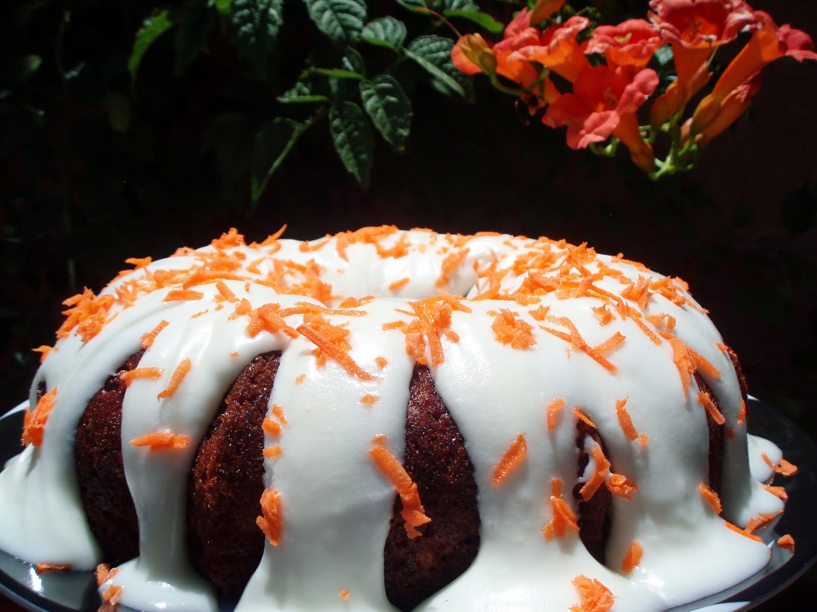 Just Bundt It! The Magic, Vanishing CarrotPineapple Bundt Cake