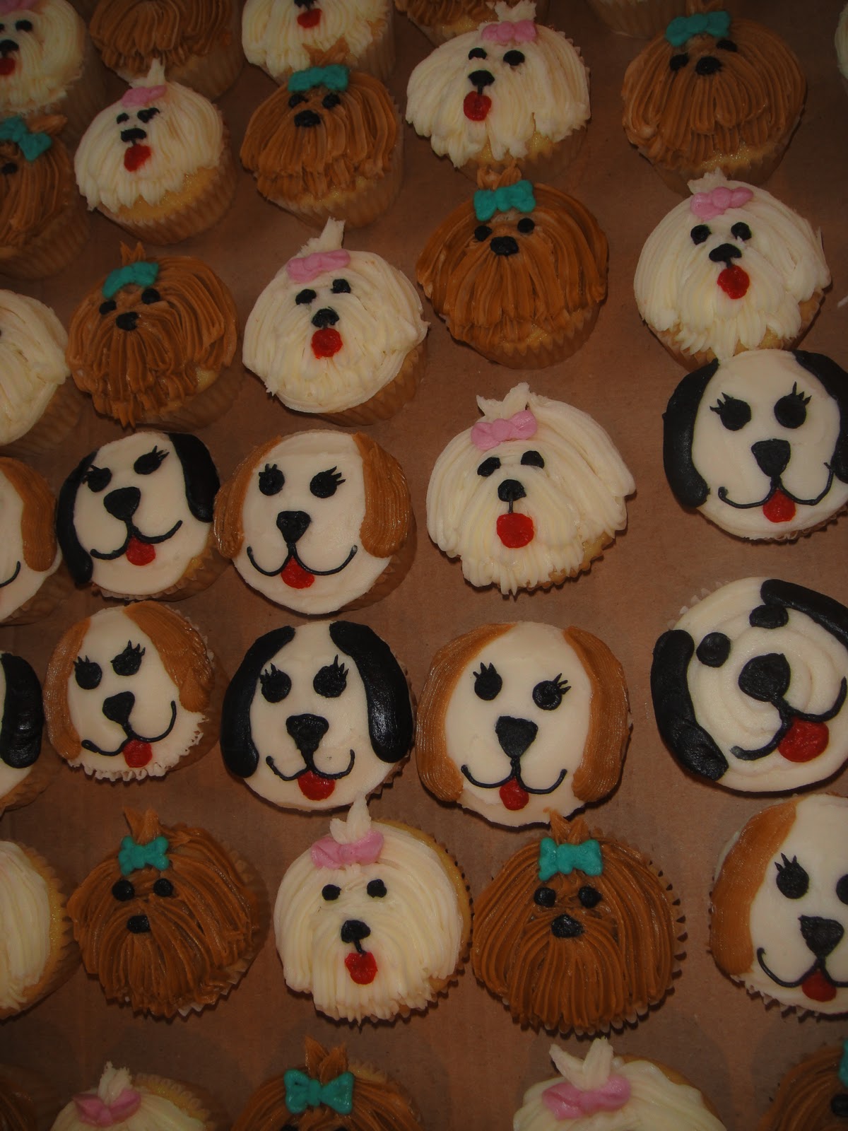 jeez-louise-i-m-a-mom-dog-themed-birthday-party