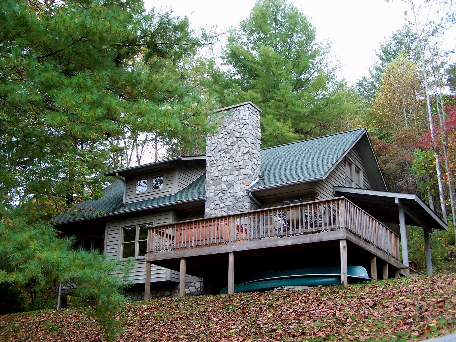 North Carolina Mountains Lazy River Cabin