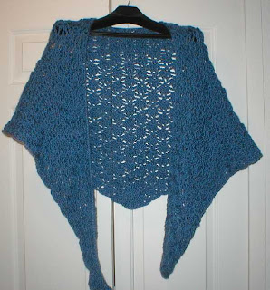 how to style shawl with jeans