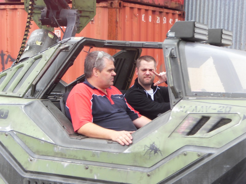 [Warthog_Devilhorns.JPG]