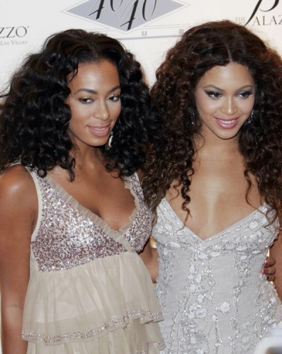 [beyonce-and-solange-opening_1_1-398x500.jpg]