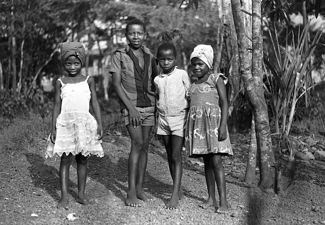 Massaquoi children - Dama Rd in Kenema