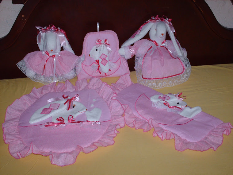 Juego de Baño de Coneja Rosada