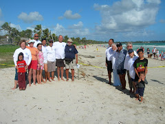 Volunteers Kailua Beach
