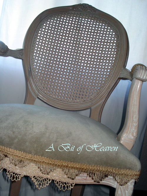 [french-chairs5.jpg]