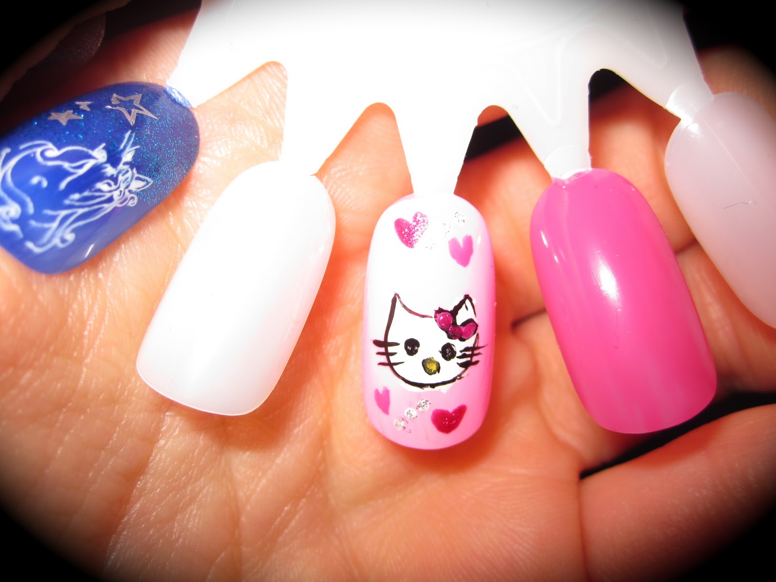 Hello Kitty Nail Art Aesthetic on Tumblr - wide 2