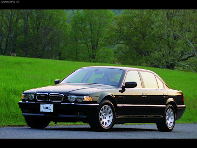 http://4.bp.blogspot.com/_lsyt_wQ2awY/SKHUIIbkoBI/AAAAAAAAGAE/-F3v94tOI64/s400/BMW-740iL_2001_800x600_wallpaper_02.jpg