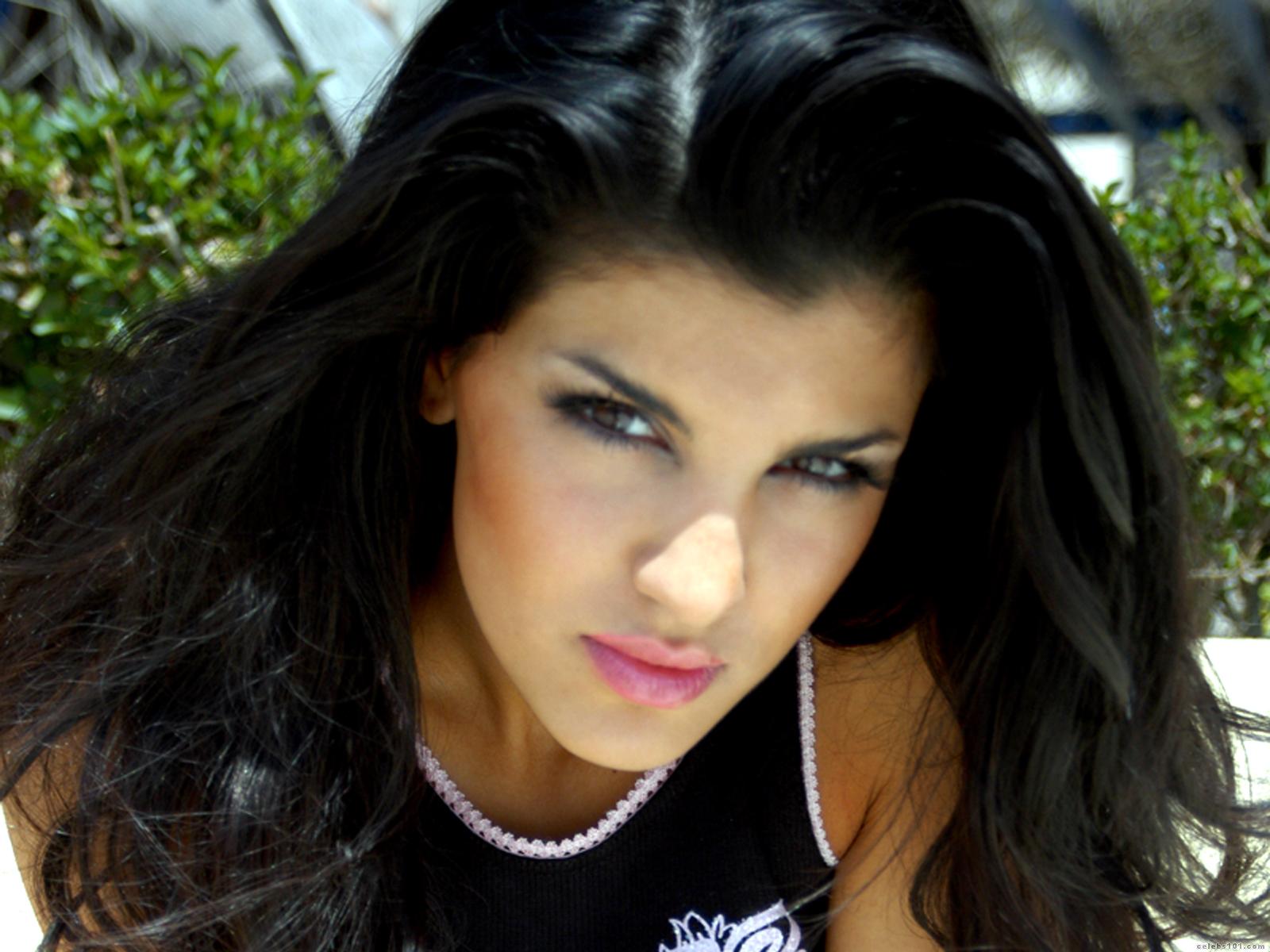 Aylar dianati Aylar dianati