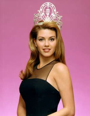 http://4.bp.blogspot.com/_m-QxBkjEfx4/SFZbILsDJiI/AAAAAAAABmA/f3bXO9lPQ3M/s400/alicia-machado.jpg