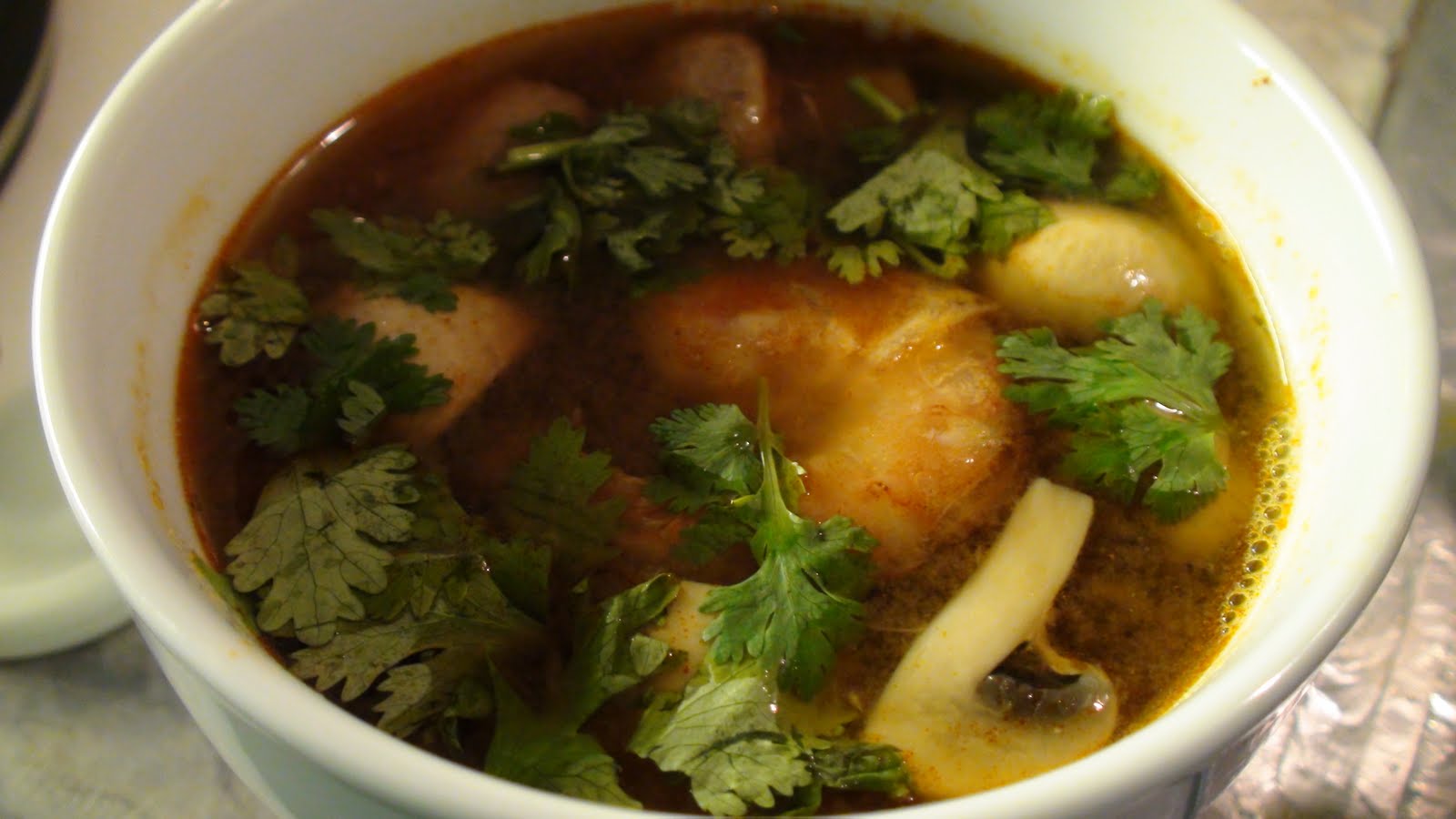 Gusto &amp; Aroma: Tom Yam Goong (Scharf-saure Garnelensuppe)