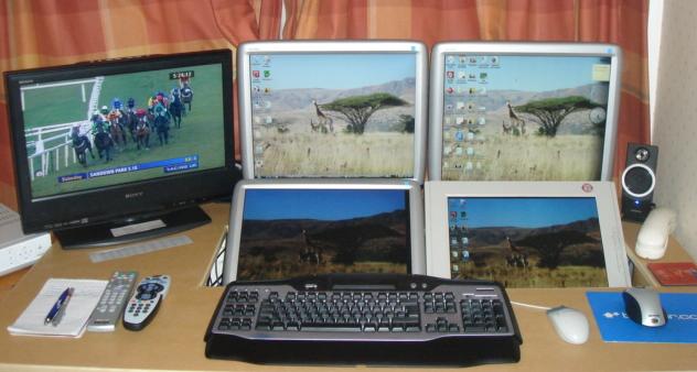 [newdesk.jpg]