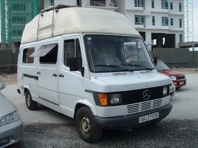 Mini-Caravan Mercedez Benz