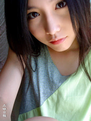 香港校花 AVA Wong 黃子菲‏