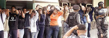 Estudiantes detenidos por esbirros de la dictadura