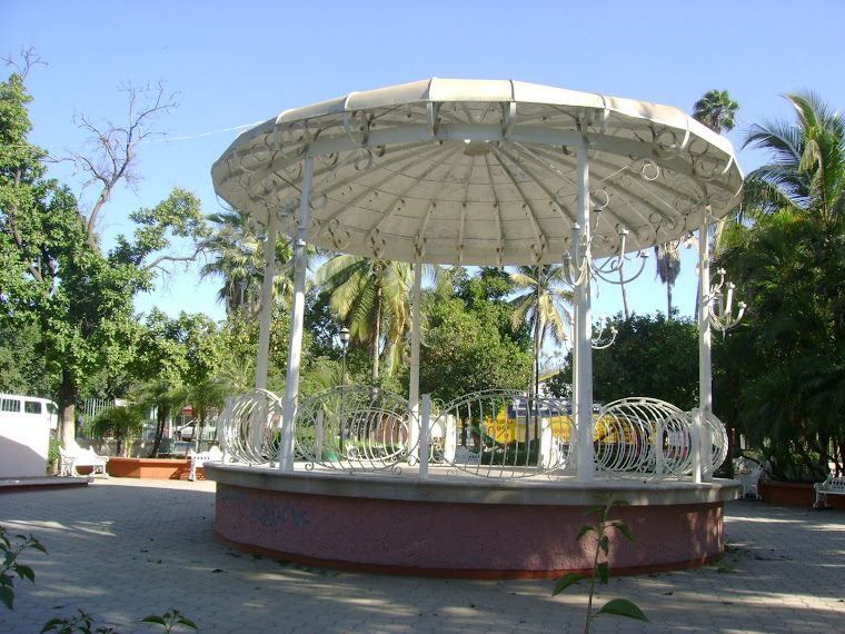 Kiosco de la plazuela de la Colonia Gabriel Leyva