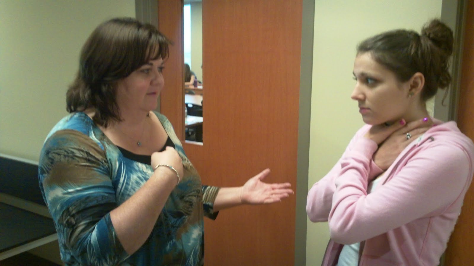 NLC FIRST AID CONSCIOUS CHOKING Team TCTD