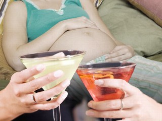 [pregnant_drink_071113_mn.jpg]