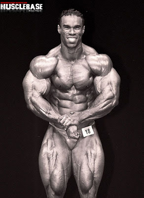 Mr+Olympia+1995+(MUSCLEBASE)+15.JPG