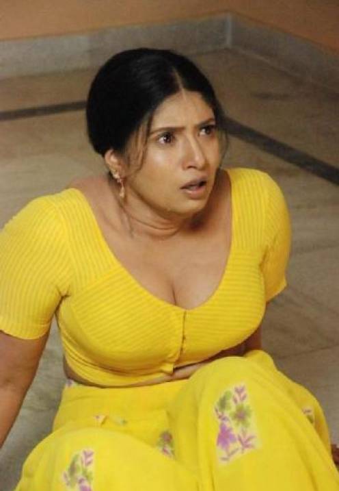 Tamil Desi Mallu Aunty Show Blouse Photos Celebrities Photos Hub 