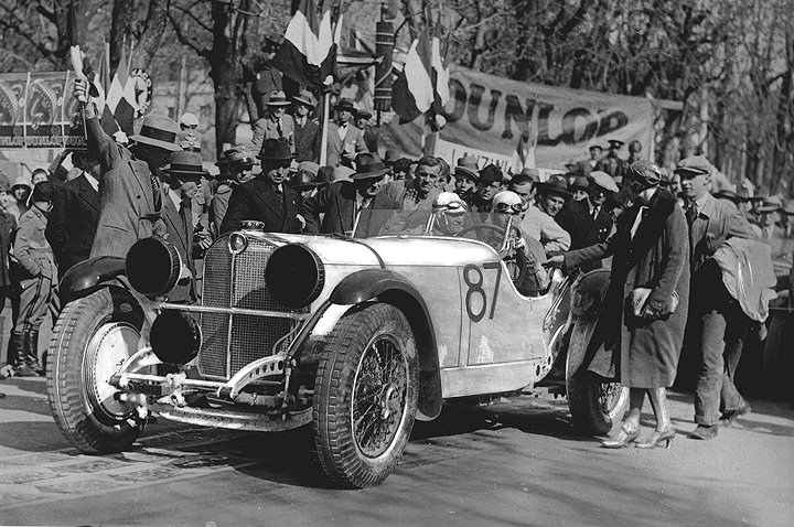 [mille_miglia_mercedes_sskl.jpg]