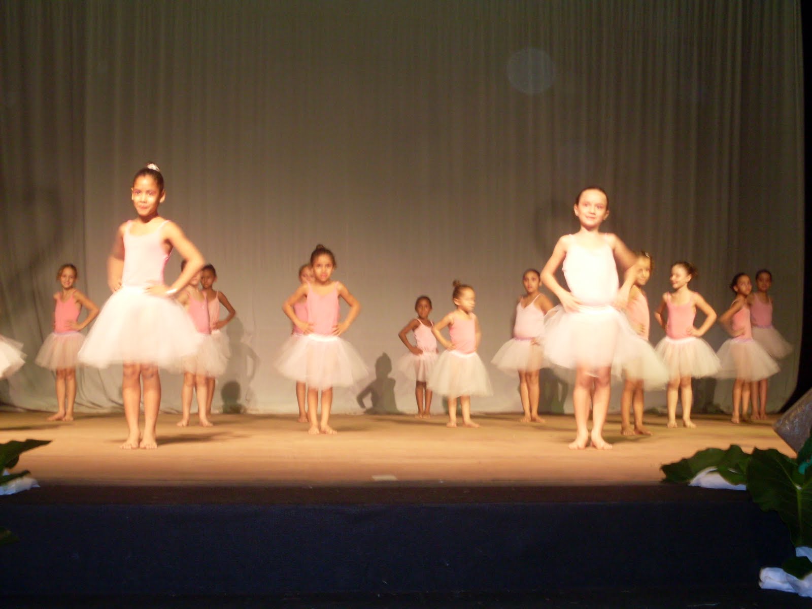 Apresentaçao Dia Das Maes Com A Musica Exemplo De Mulher