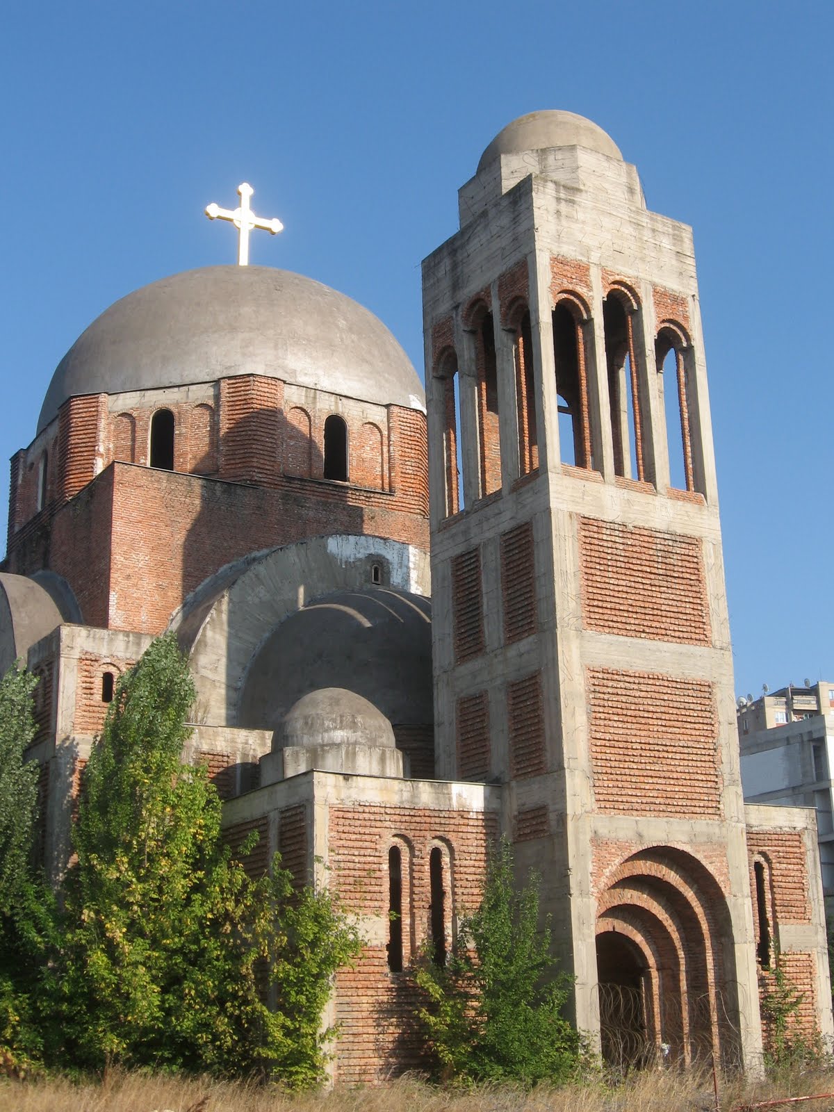 The Young Europe: Mini-Tour of Pristina