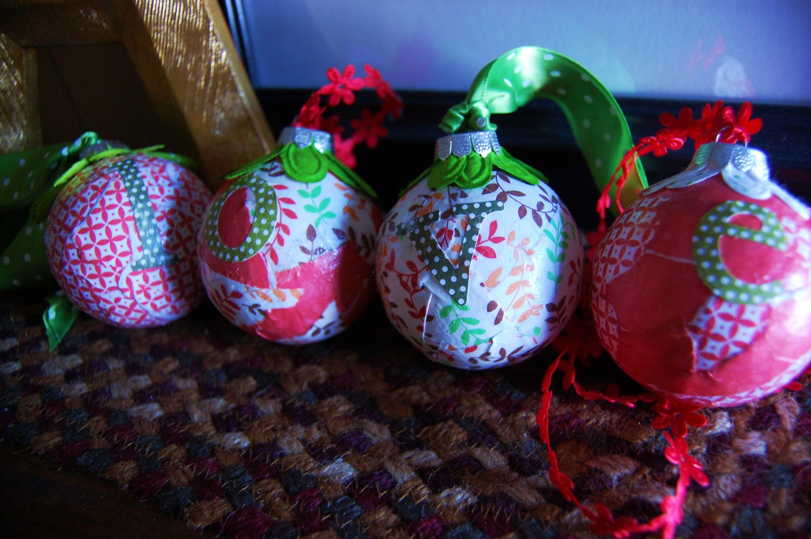 A Happy Heart Blog Naptime Craft Decoupage Glass Ornament Tutorial