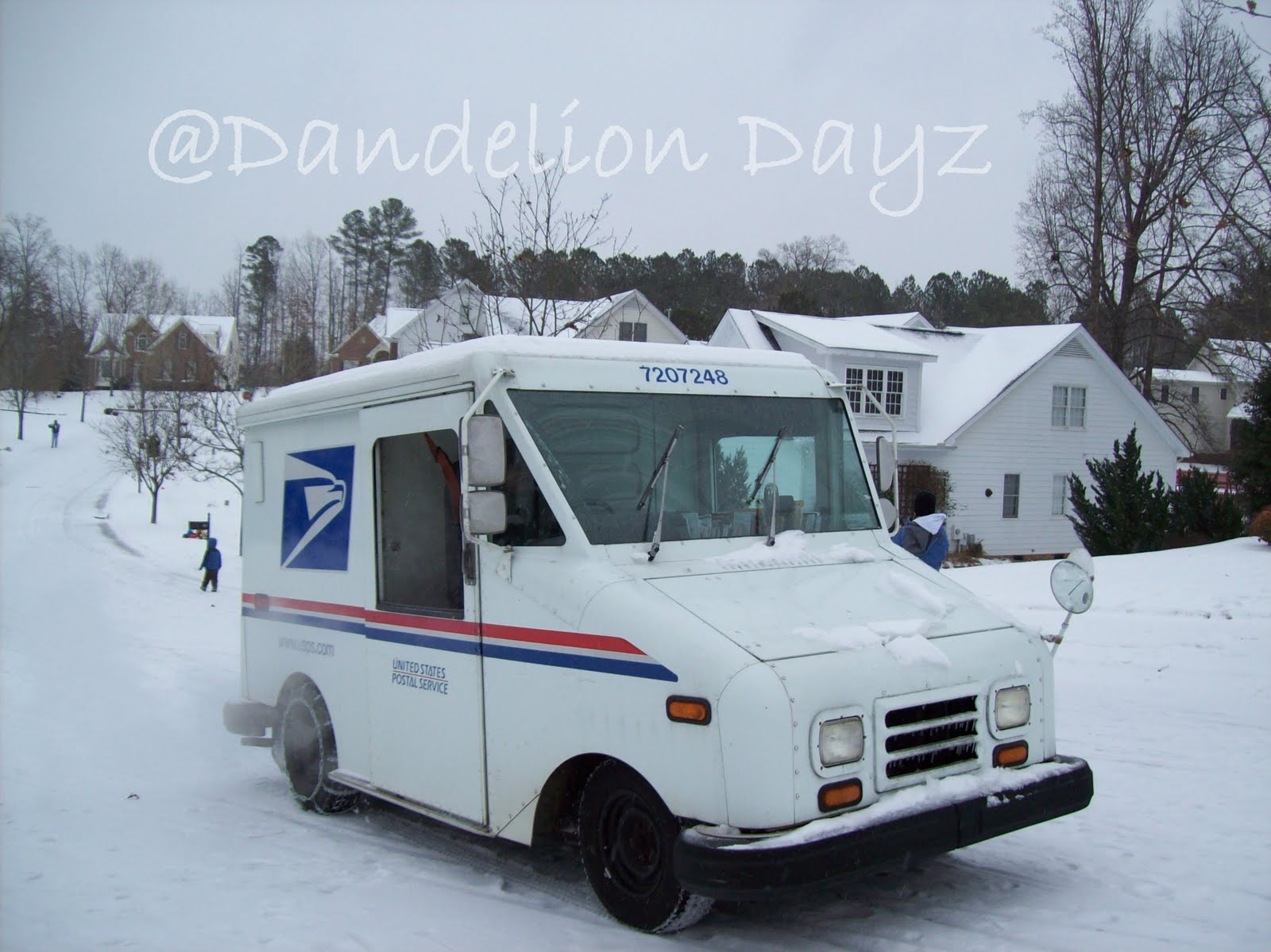 [mail+truck.jpg]