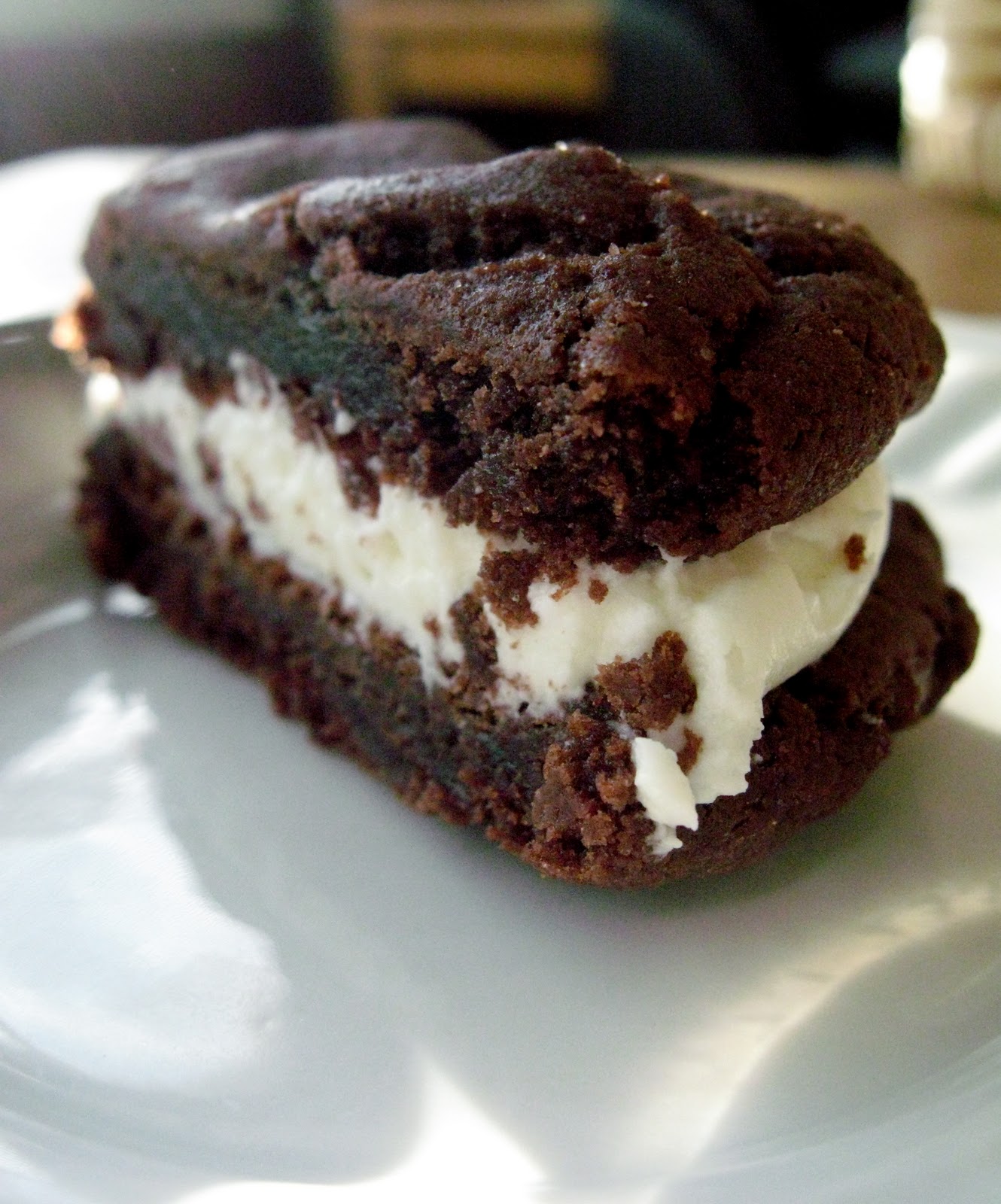 HOMEMADE OREO COOKIES!