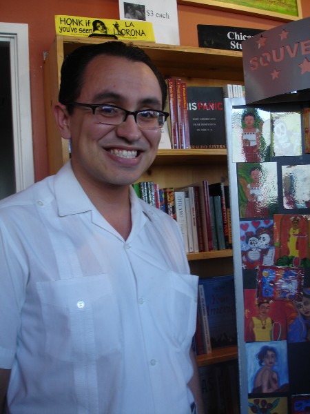 [Gustavo+Arellano.jpg]