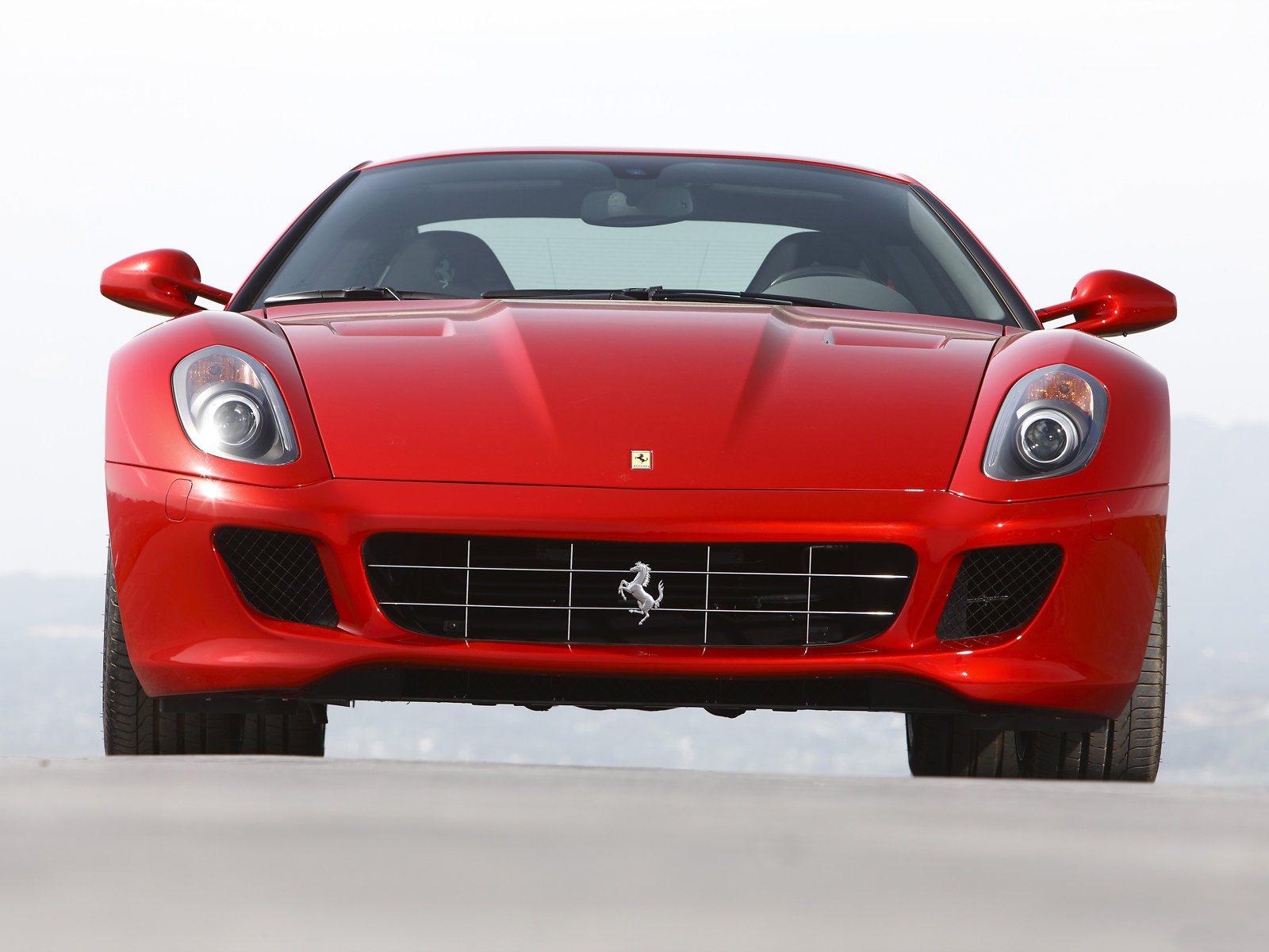 https://4.bp.blogspot.com/_m_XWwB73yT4/S-ty7BZu0NI/AAAAAAAABuw/W_s2SiXK2GE/s1600/Ferrari-599-GTB-Fiorano-HGTE-2010_09.jpg