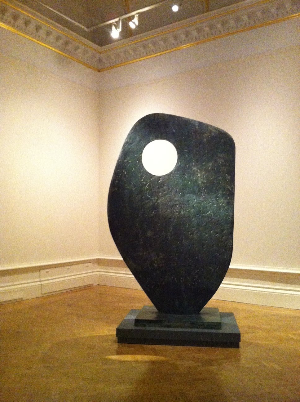 ellehank Modern British Sculpture