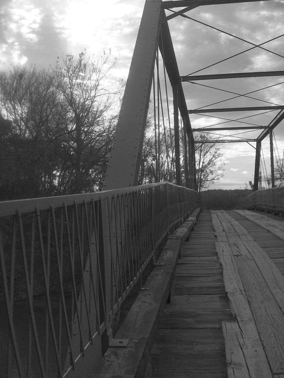 [HauntedOldAltonBridge.jpg]
