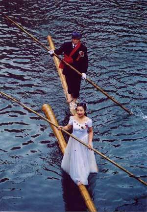 [the_expert_to_cross_the_river_2.jpg]