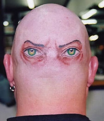 IMG:https://4.bp.blogspot.com/_mmBw3uzPnJI/SpZzUE5viqI/AAAAAAAAuRc/CT8iCbTfvAc/s400/bald_head_tattoos_16.jpg