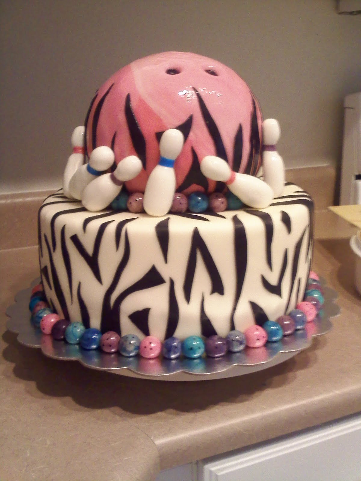 * Eat My Treats * Bowling Birthdays and Baby Showers