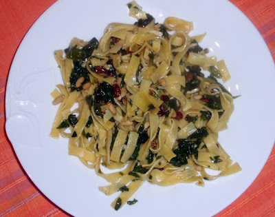 cintas o pasta con espinacas