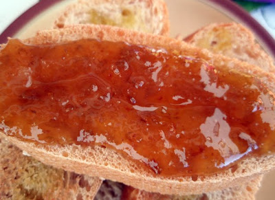 Tostadas con mermelada de higos mermelada de higos