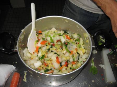 [pot+of+kimchi+small.jpg]